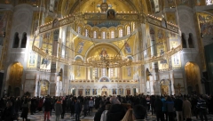 MOŠTI SVETOG NIKOLAJA SRPSKOG STIŽU VEČERAS U BEOGRAD Biće izložene u Vaznesenjskoj crkvi i u hramu Svetog Save