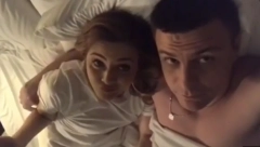 "NEPRIJATNO JE, 300 LJUDI NAM DIŠE ZA VRATOM" Vuk Kostić otkrio kako su izgledale intimne scene sa Ninom Janković, glumica se ukočila!