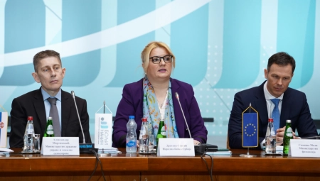 SRBIJA U SVETSKOM VRHU DIGITALIZACIJE PLATNIH USLUGA Viceguverner NBS Dragana Stanić o zajedničkom suzbijanju sive ekonomije