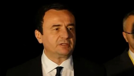 POKRENUĆEMO POSTUPAK! Kovačevski: Мahanje zastavom "velike Albanije" tokom Kurtijeve posete skandal