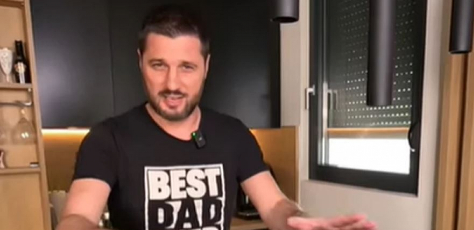 MARKO PREKINUO VESELJE Ponosni otac krenuo u porodilište da upozna ćerku, poneo punu kesu za Lunu!
