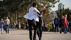 ZA 48 SATI TEMPERATURNI ŠOK, IZ DEBELOG MINUSA IDEMO NA +20 Ko preživi, pričaće, nižu se saveti lekara