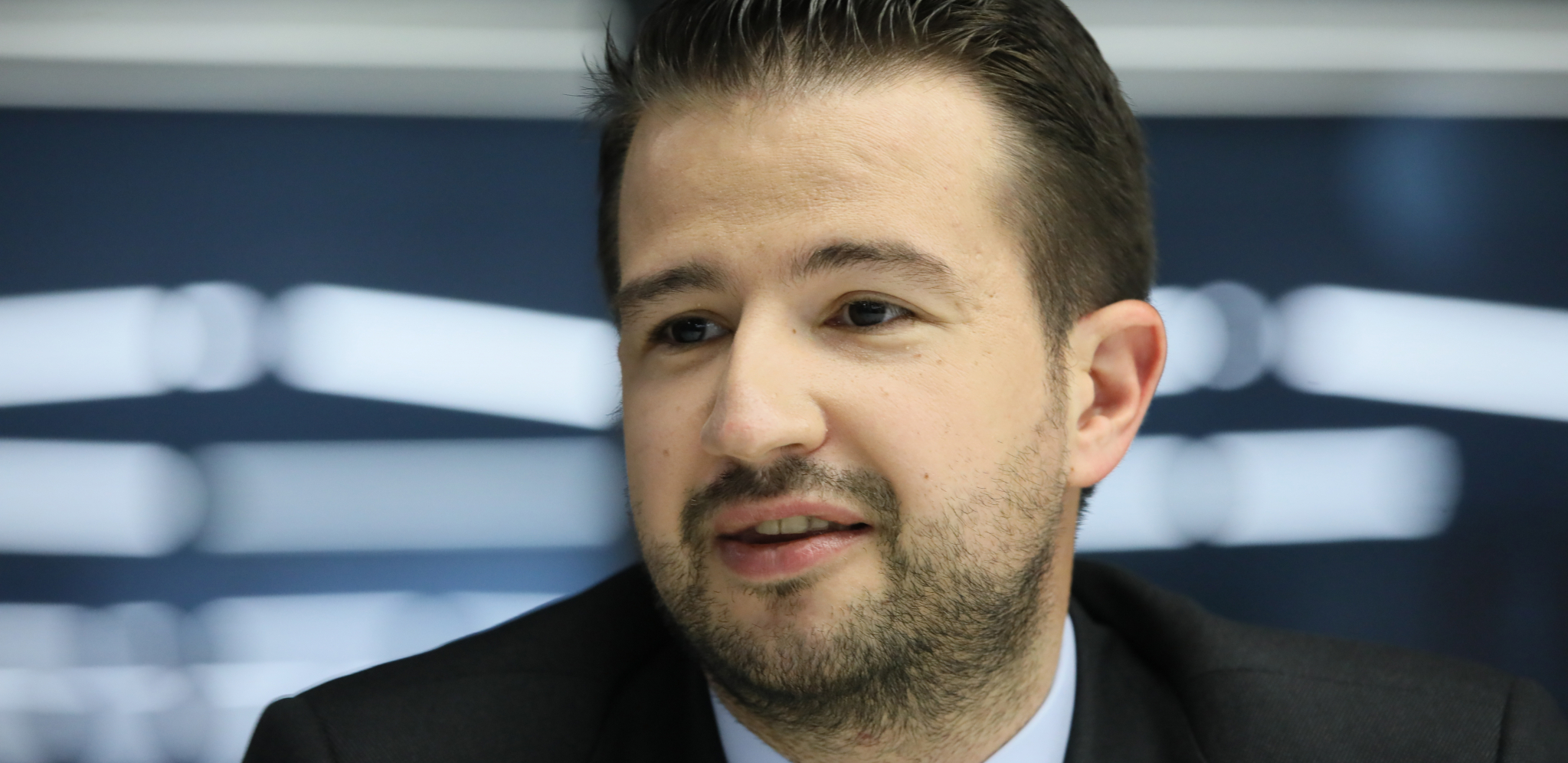 CRNA GORA JE NAKON PRVOG KRUGA PREDSEDNIČKIH IZBORA NA ISTORIJSKOJ PREKRETNICI: Jakov penzioniše Mila početkom aprila?!