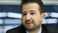 CRNA GORA JE NAKON PRVOG KRUGA PREDSEDNIČKIH IZBORA NA ISTORIJSKOJ PREKRETNICI: Jakov penzioniše Mila početkom aprila?!