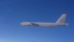 RUSKI SU-25 ZAUSTAVIO DVA AMERIČKA BOMBARDERA! Drama iznad Baltičkog mora (VIDEO)