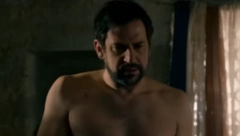 KAO OD MAJKE ROĐEN Glumac progovorio o intimnim scenama, pa šokirao izjavom: Kad je hladno, stisnem se i trpim!