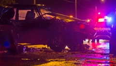 IZBEGLA SMRT "ZA DLAKU" Devojka sa više od dva promila sletela sa puta i udarila u betonski stub