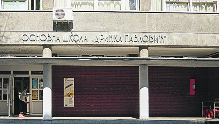 BITNO DA JE DETE DOBRO Od odgovornosti se neće bežati, detalji nezgode iz  Osnovne škole Drinka Pavlović u kojoj je na osmaka pao gol