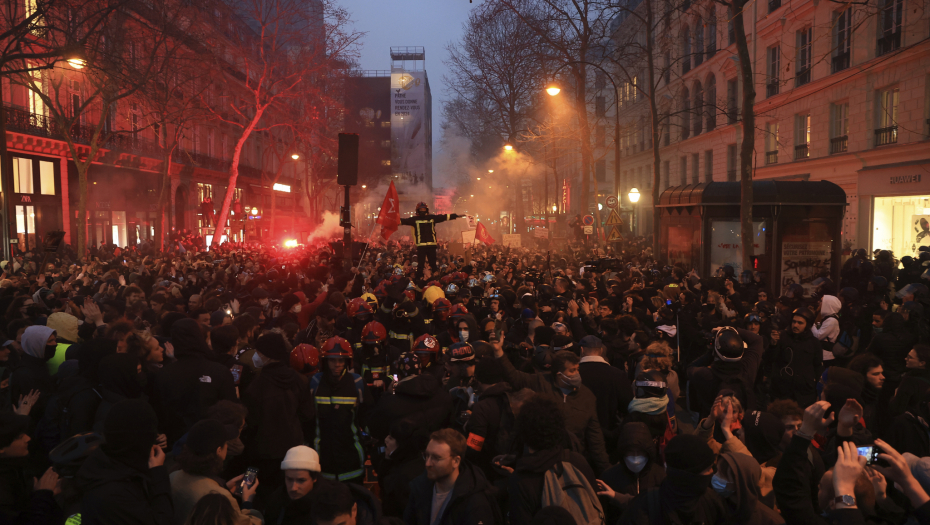 GOREĆE FRANCUSKA Vlada upozorava: Spremite se za haos!