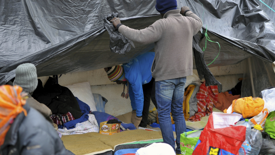 JOŠ JEDAN ČAMAC S MIGRANTIMA POTONUO Ima puno nastradalih, svi su želeli u ovu zemlju