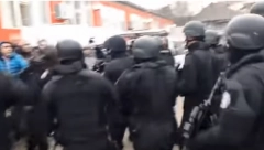 KURTIJEVI SPECIJALCI NASRNULI SA DUGIM CEVIMA Provociraju Srbe da "podignu temperaturu" pred novu rundu dijaloga u Briselu!