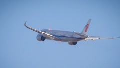 PUTNIK NAPAO POSADU Avion za London preusmeren u Beograd