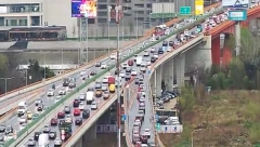 OPREZ I STRPLJENJE U VOŽNJI Velike gužve na mnogim pravcima, najveći zastoji su ovde