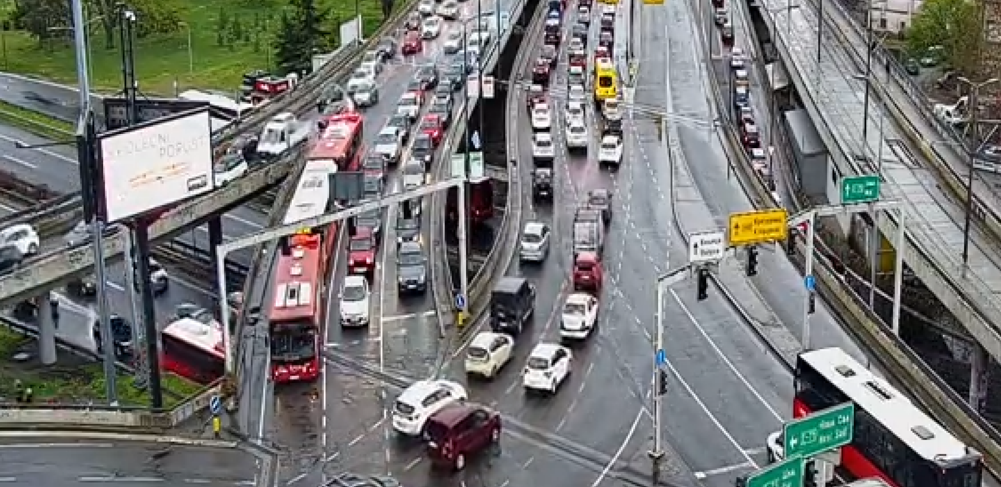 GUŽVE KOD AUTOKOMANDE Zatvoren deo Požeške na Banovom brdu zbog radova