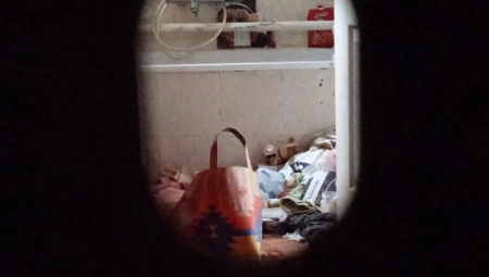 OTAC MONSTRUM Ćerku (8) godinama držao u kadi kao robinju!