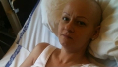 DA LI JE OVO JEDINI NAČIN DA DENISA PREŽIVI? Rak joj metastazirao, a zbog terapije je morala sve da rasproda