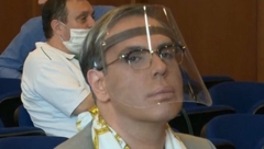 LOŠE VESTI U VEZI BOKIJA 13 Lekari mu se bore za život, rizična operacija ledi krv u žilama, nije se probudio nakon nje!