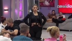 "DOSADNI FOLIRANTI" Milica Veselinović ne može da preboli Marka, pa našla priliku da potkači i nju, zamerila joj vezu sa Markovićem