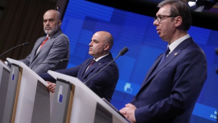 SASTANAK VUČIĆA, RAME I KOVAČEVSKOG NEDALEKO OD VERONE O "Otvorenom Balkanu" na jezeru Garda