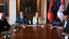 PREDSEDNIK VUČIĆ: Postignut dogovor o završetku procesa osiguranja zajedničkih radnih dozvola