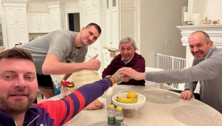 JOKIĆ I PEŠIĆ PONOVO ZAJEDNO Ova fotografija je digla Srbiju na noge (FOTO)