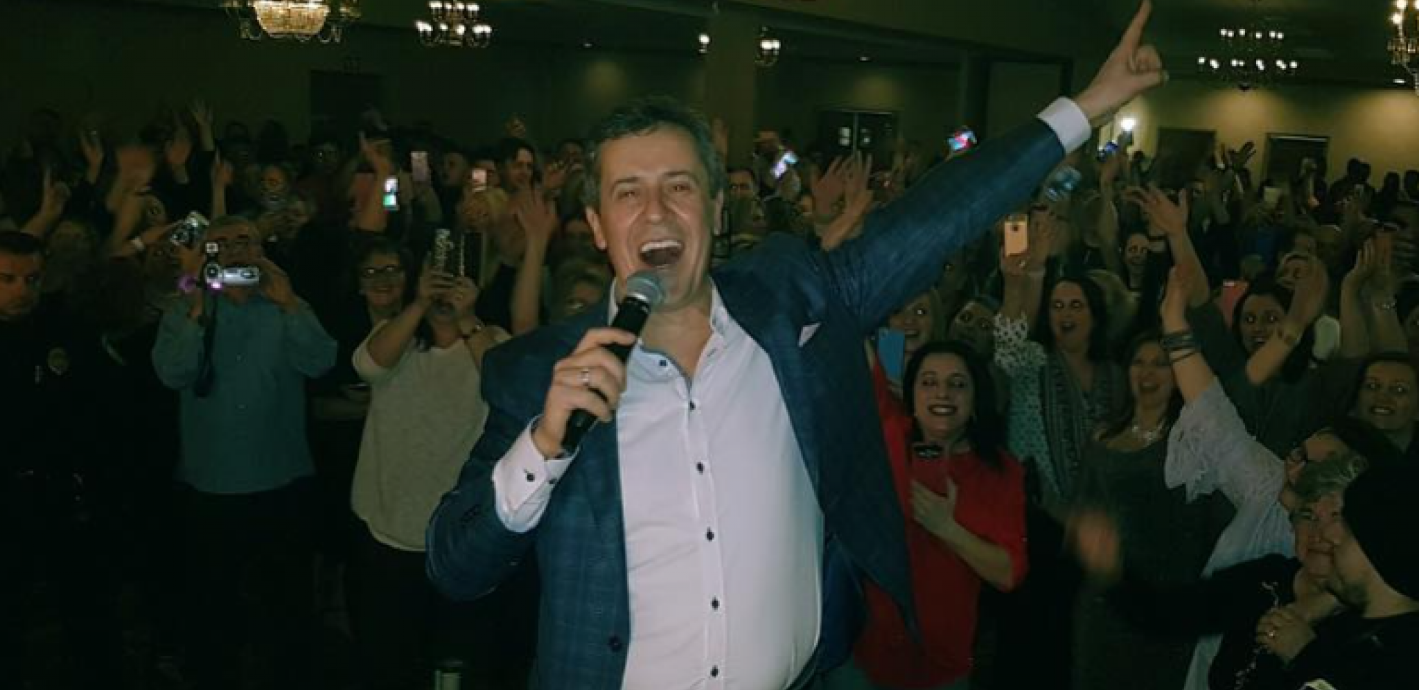 ENES BEGOVIĆ OVOM PESMOM NAPRAVIO VELIKU KARIJERU Pevač otkriva da je veliki hit otpevao za 15 minuta