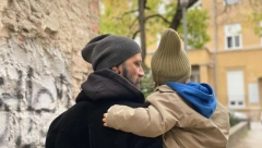 STEFAN KAPIČIĆ POSTAJE OTAC PO DRUGI PUT Glumac i njegova supruga ne kriju radost što im stiže prinova (FOTO)