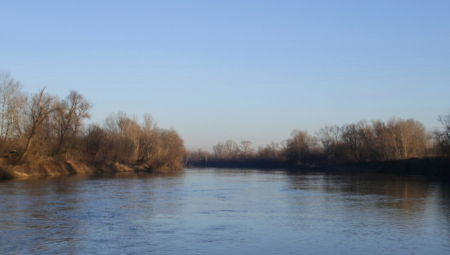 PRETE NAM NOVE POPLAVE?  Zbog obilnih kišnih padavina izlila se Zapadna Morava kod Požege