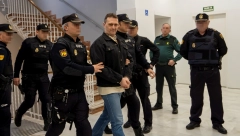 NAJTRAŽENIJI MONSTRUM EVROPE PONOVO NAPADA Igor Rus iz Subotice maltretira čuvare u zatvoru!