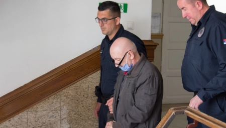 TROSTRUKI UBICA DŽONIĆ SE ŽALI NA DOŽIVOTNU PRESUDU Upucao ih je pa zapalio u jami, tvrdi da nije kriv