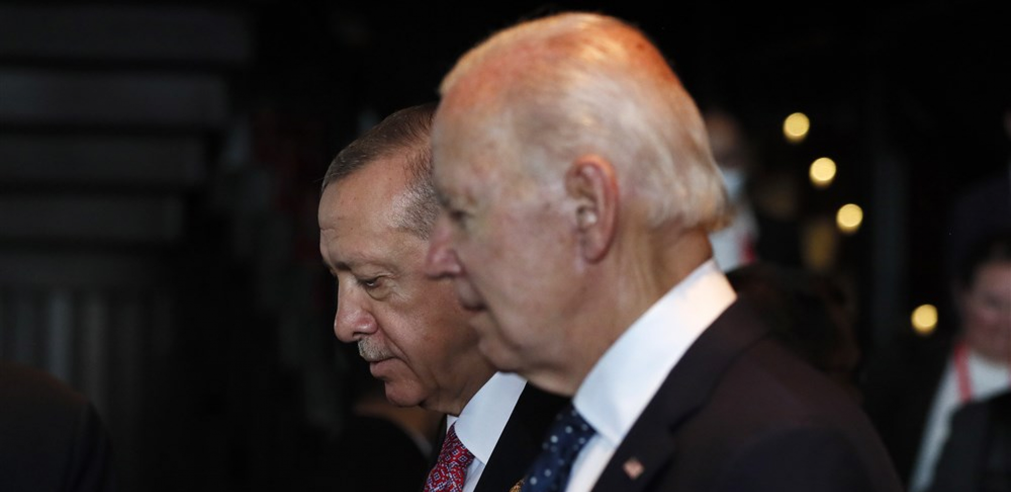 SULTAN JE SLOMLJEN Bajden pohvalio popuštanje Ankare
