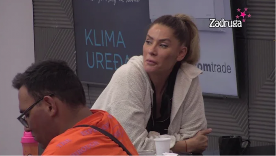 ANA ĆURČIĆ VAN SEBE, VRIŠTI I JECA NA SAV GLAS Ne može da dođe sebi, ovo ju je potpuno dokrajčilo! (FOTO)