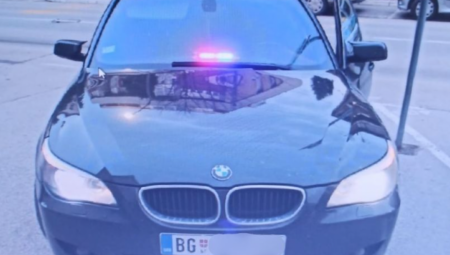 POLICIJA MUNJEVITO REAGOVALA Ovo je BMW oduzet lažnim presretačima: Momentalni zatvor! (FOTO)