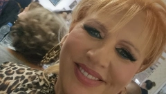 KRUNISALI JE KAO KRALJICU BAKŠIŠA Ćana ovom prilikom razbila mit o novcu koji pevači zarade na nastupima