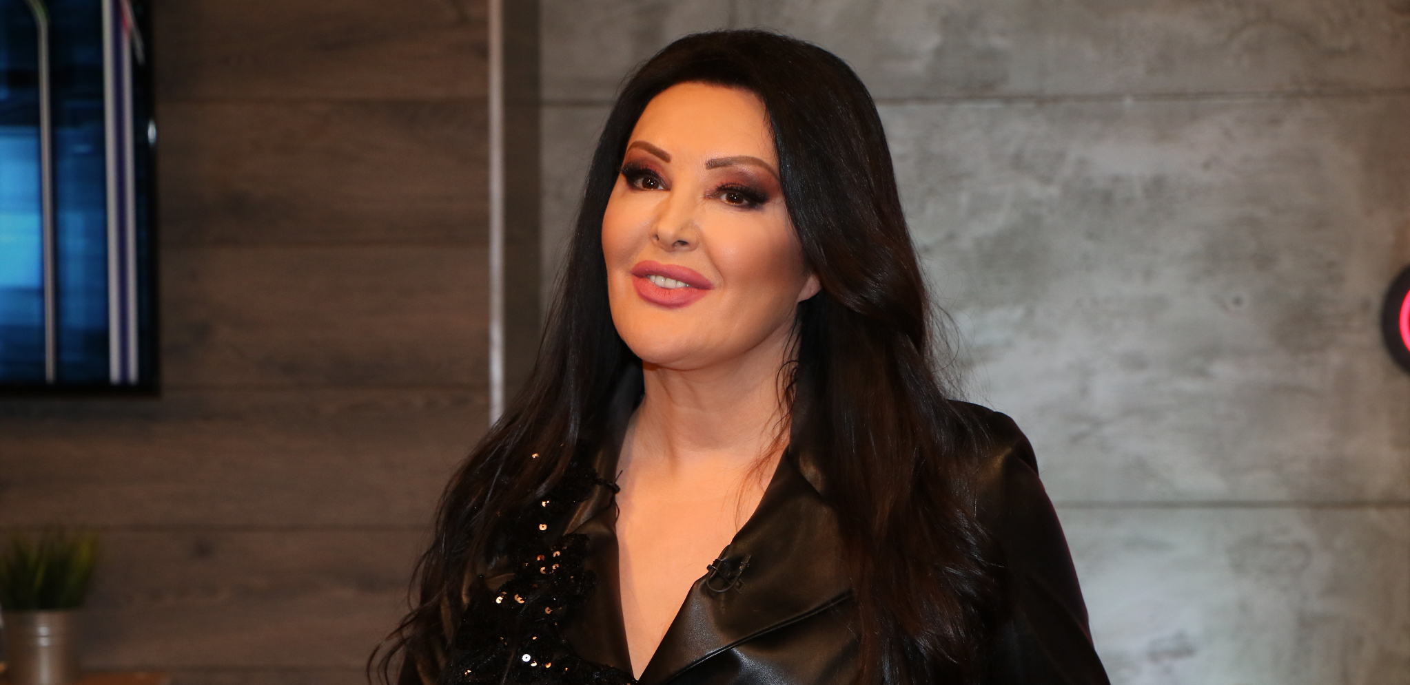 DRAGANA MIRKOVIĆ BILA UDATA PRE BRAKA SA TONIJEM Ovaj poznati političar bio je njena velika ljubav (FOTO)