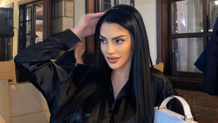 TARA SIMOV SE TAJNO UDAJE? Starleta napravila luksuzno slavlje povodom rođendana, a evo šta ju je odalo! (FOTO)