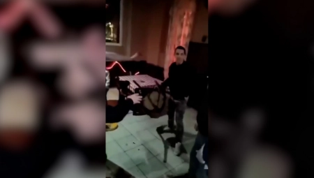 A SAMO JE HTEO DA ZAŠTITI SINA! Nakon svađe u kafani Mokričanin dobio brutalne batine!