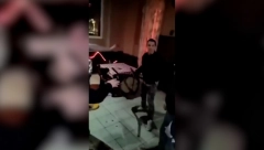 A SAMO JE HTEO DA ZAŠTITI SINA! Nakon svađe u kafani Mokričanin dobio brutalne batine!