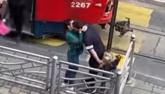 O DOGAĐAJU U CENTRU BEOGRADA PRIČA CELA SRBIJA Mnogi su zbog ovog snimka zaplakali od sreće, a drugi urlaju - Poginuće zbog ljubavi