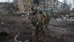 OPOZICIJA U KIJEVU TRAŽI SUĐENJE ZELENSKOM! "Samo to će sprečiti svetski sukob!"