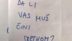 GOSPOĐU SU PITALI DA LI JE MUŽ ČINI SREĆNOM: Pa se ispostavilo da je kraljica crnog humora