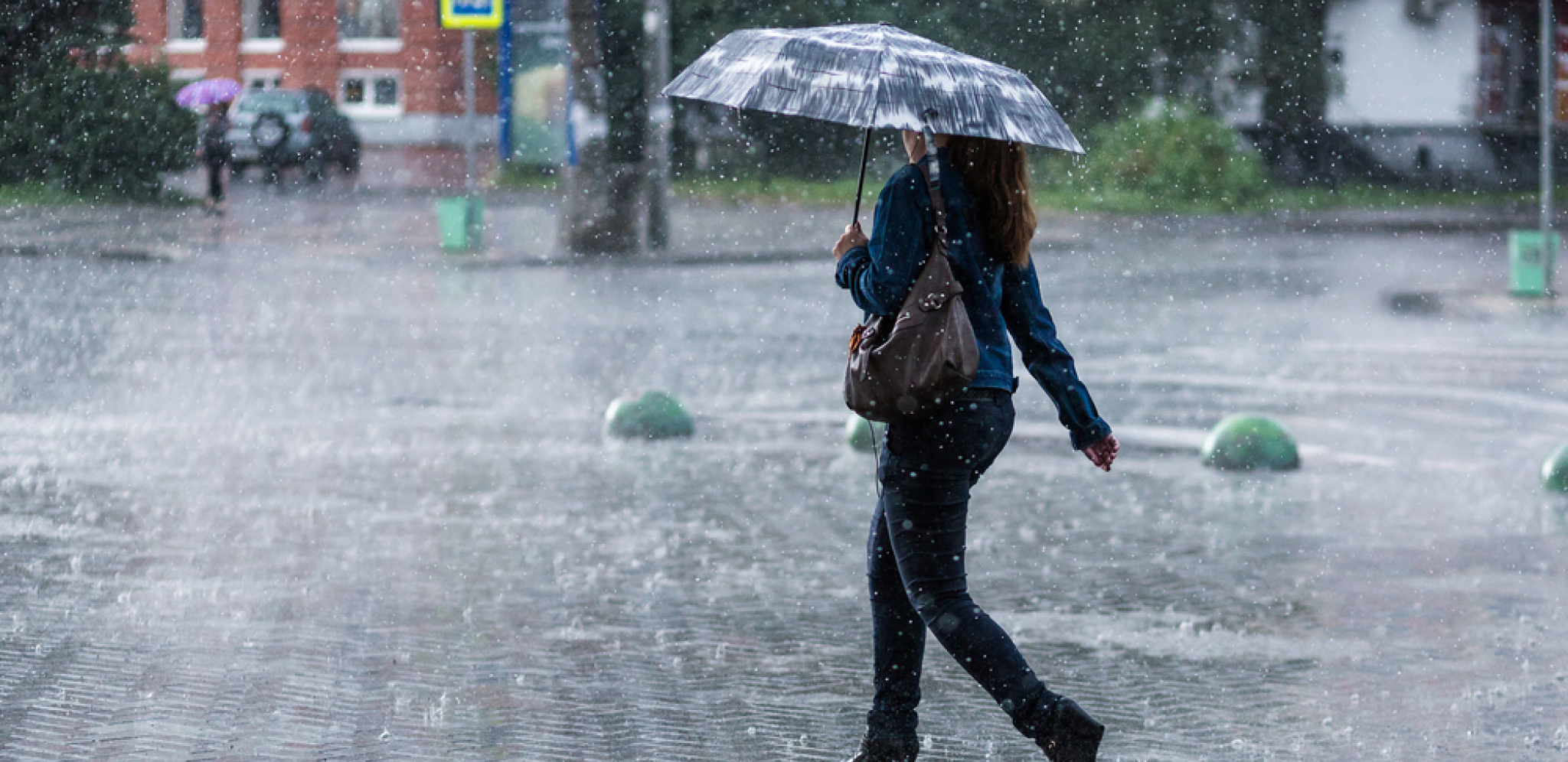 VREME SE NE SMIRUJE, CRNI OBLACI NAD SRBIJOM Evo šta nas očekuje u toku dana