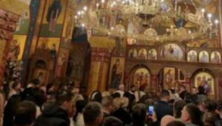 KATOLIČKI VERNICI DANAS SLAVE VELIKI PETAK Jedan običaj je posebno važan!