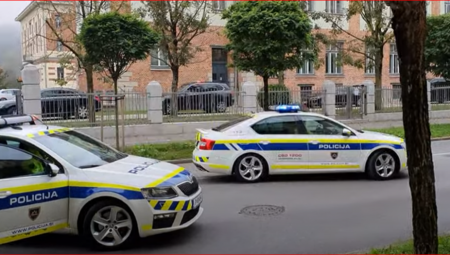 ISTAKNUTI ČLAN KAVČANA SEKIROM UBIO OCA DOK JE BIO NA POTERNICI: Smrskao mu lice i lobanju!