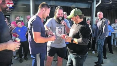 USTAŠKI PIR Hrvati u Australiji proslavili Uskrs veličajući zločinačku državu - Tucali se jajima u ustaškim majicama