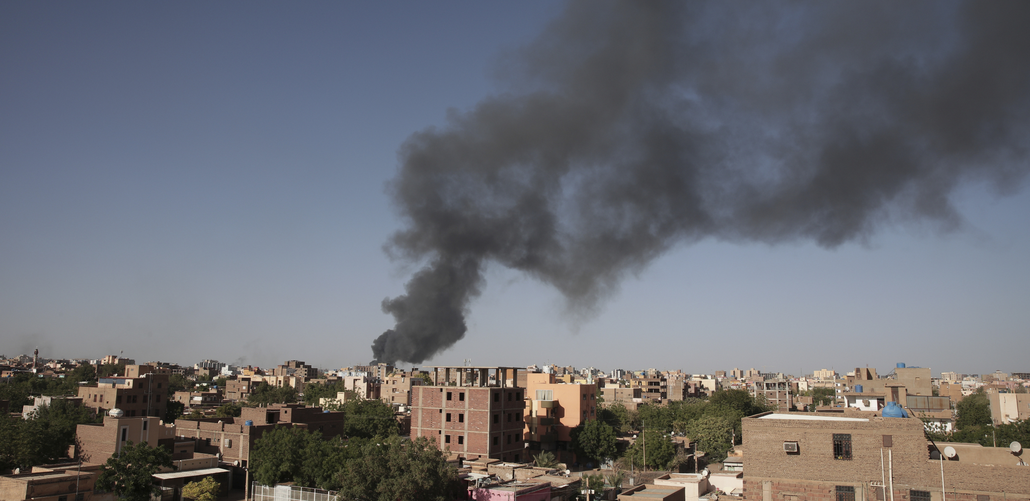 HITNA EVAKUACIJA Ambasada SAD privremeno je obustavila rad u glavnom gradu Sudana Kartumu zbog oružanih sukoba