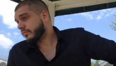 BAJRAM U PORODICI DRAGOJEVIĆ Nakon što je priznao da je promenio veru, Dejan pokazao kako proslavlja praznik, ovo je specijalno doneo iz Novog Pazara (FOTO)