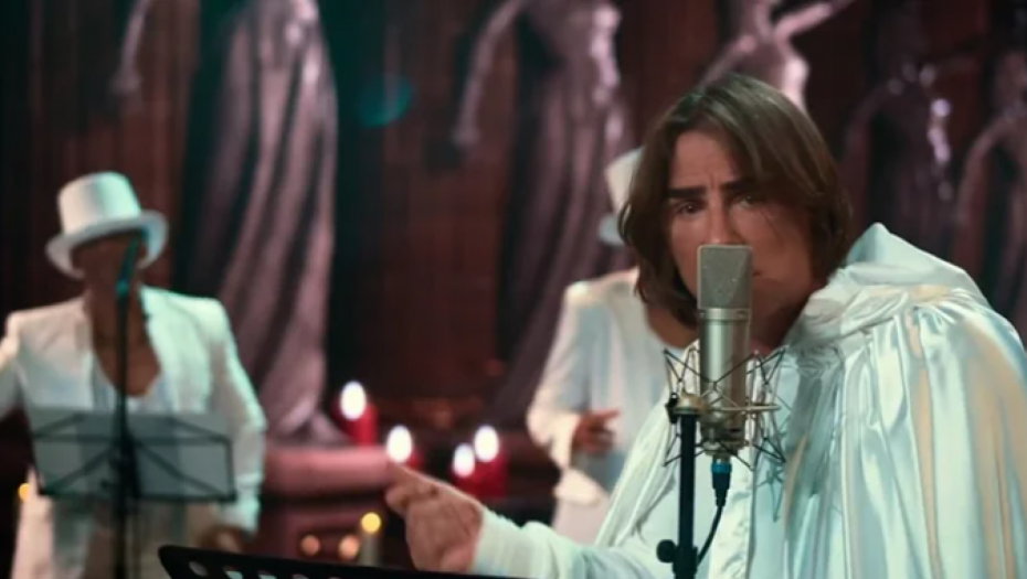 NAJVEĆI HIT OTPEVAN BEZ INSTRUMENATA Željko Mitrović napravio još jedno remek-delo kojim najavljuje svoju autorsku predstavu (VIDEO)