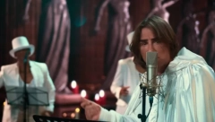 NAJVEĆI HIT OTPEVAN BEZ INSTRUMENATA Željko Mitrović napravio još jedno remek-delo kojim najavljuje svoju autorsku predstavu (VIDEO)