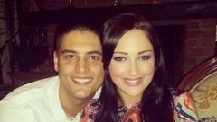 ALEKSANDRA PRIJOVIĆ GA JE OSTAVILA ZBOG FILIPA Bivši pevačicin dečko uskoro postaje otac, a svi komentarišu kako njegova žena izgleda pred porođaj (FOTO)